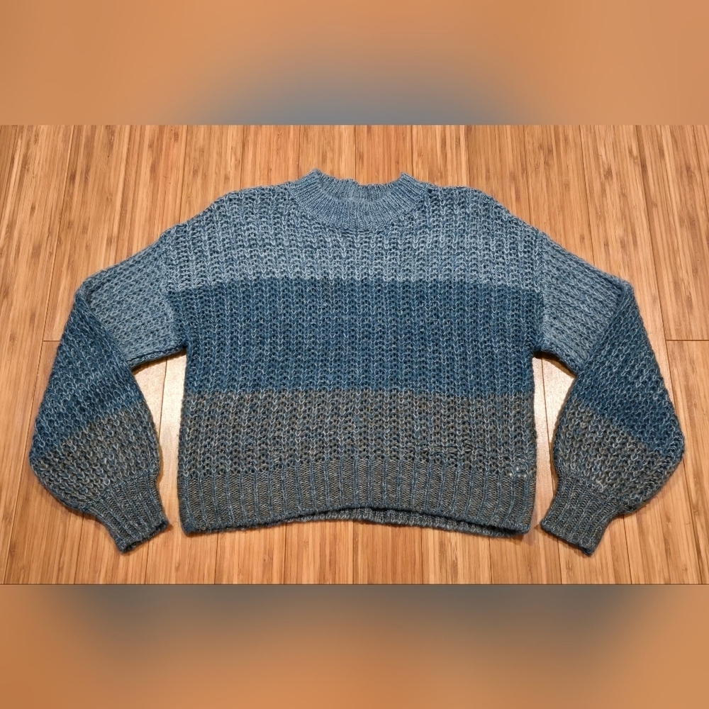 NWOT Wild Fable Sweater